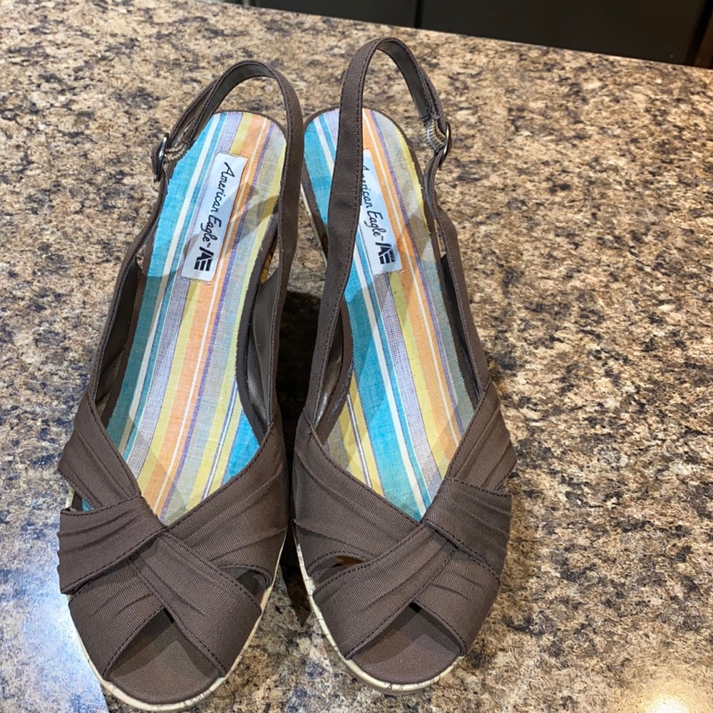 American Eagle shoes size 8.5